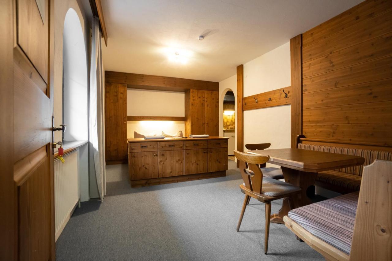 My Hias Apartment 塞尔赖因山谷格里斯 外观 照片